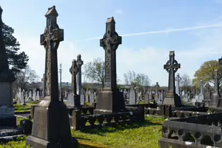 A FEW OF THE MANY CELTIC CROSSES IN MOUNT ST LAWRENCE CEMETERY [LIMERICK APRIL 2022]-244670-1