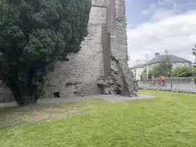MAYNOOTH CASTLE [I WAS NOT ALLOWED TO USE MY CAMERA BUT MY iPHONE WAS OK]-243887-1