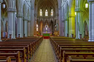 ST PETER'S CHURCH IN PHIBSBOROUGH [HAS A NUMBER OF STUNNING HARRY CLARKE CREATIONS]-244091-1