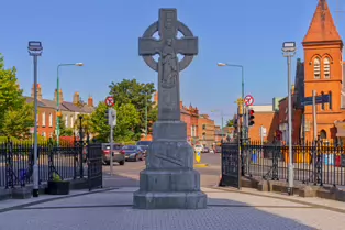 ST PETER'S CHURCH IN PHIBSBOROUGH [HAS A NUMBER OF STUNNING HARRY CLARKE CREATIONS]-244093-1