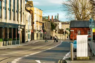 PARKGATE STREET IS AN INTERESTING AREA [PHOTOGRAPHED CHRISTMAS 2024]-246004-1