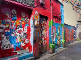 THE RISE AND FALL OF THE ICON FACTORY [DUBLIN STREET ART]-246206-1