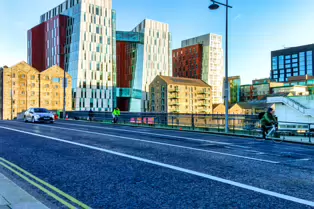 GRAND CANAL QUAY [WHERE THERE IS MUCH OF INTEREST BUT IT IS DOMINATED BY THE PRESENCE OF GOOGLE]-244794-1