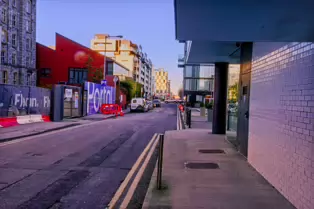 GRAND CANAL QUAY [WHERE THERE IS MUCH OF INTEREST BUT IT IS DOMINATED BY THE PRESENCE OF GOOGLE]-244804-1