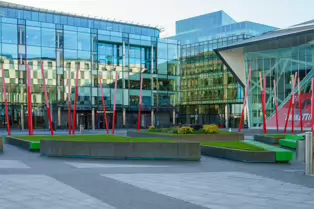 GRAND CANAL SQUARE [AN ATTRACTIVE PUBLIC SPACE THAT YOU MUST VISIT]-244821-1