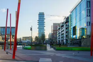 GRAND CANAL SQUARE [AN ATTRACTIVE PUBLIC SPACE THAT YOU MUST VISIT]-244823-1