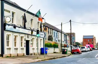 CHAPELIZOD VILLAGE [THERE IS AN EXCESSIVE NUMBER OF DERELICT BUILDINGS]-246624-1