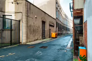 HENRIETTA PLACE COULD BE DESCRIBED AS A RAT RUN [ESPECIALLY THE SECTION NEAREST NORTH KING STREET]-246378-1