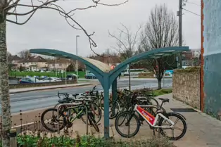 I VISITED DUNDRUM MAIN STREET TWICE OVER THE CHRISTMAS HOLIDAY [TO HAVE LUNCH AT ESSENCE]-246149-1