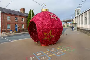 I VISITED DUNDRUM MAIN STREET TWICE OVER THE CHRISTMAS HOLIDAY [TO HAVE LUNCH AT ESSENCE]-246155-1