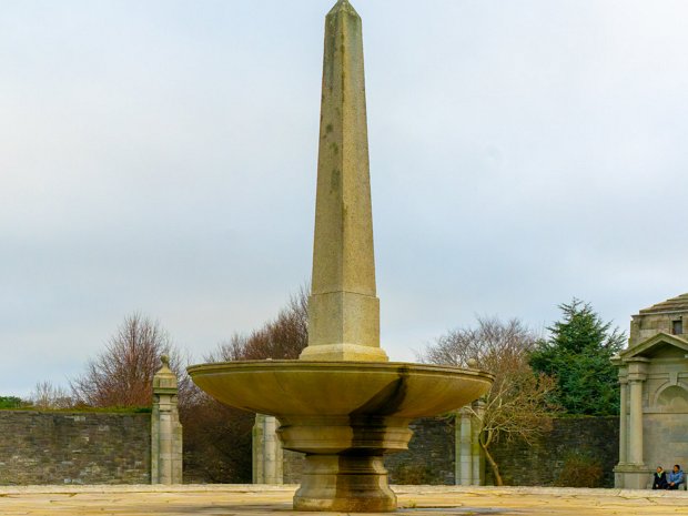 WAR MEMORIAL PARK The gardens are primarily dedicated to the memory of the 49,400 Irish soldiers who died in the Great War (1914-1918)....