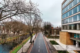 CHARLEMONT LUAS TRAM STOP [ON A REALLY COLD DAY IN JANUARY 2025 I VISITED THE NEARBY DESI CREW RESTAURANT]-246327-1