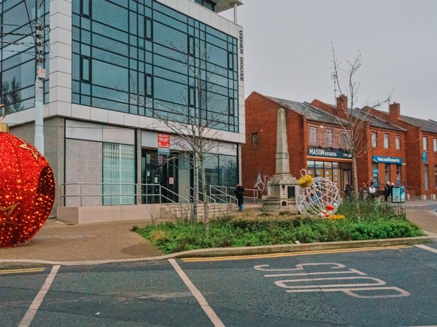 DUNDRUM VILLAGE Dundrum Village is a charming suburb in South Dublin. It's known for its mix of old and new, with a historic village...