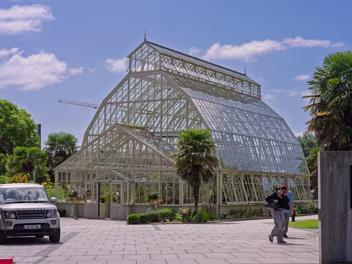 VICTORIAN ERA GLASSHOUSES The Glasshouses at the Botanic Gardens in Dublin are a magnificent collection of Victorian-era structures, celebrated...