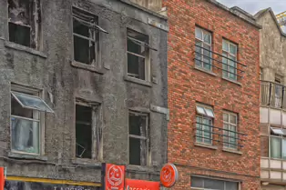 DRIVER SAVES LIFE ON GRANBY ROW [MAN TRAPPED IN BURNING BUILDING]-253263-1