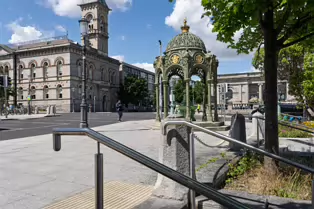 THE QUEEN VICTORIA MEMORIAL FOUNTAIN [DUN LAOGHAIRE 2 JULY 2025]-253416-1