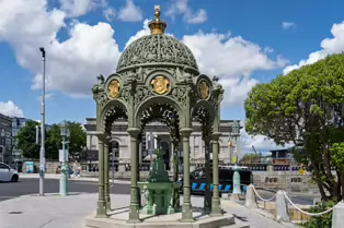 THE QUEEN VICTORIA MEMORIAL FOUNTAIN [DUN LAOGHAIRE 2 JULY 2025]-253417-1