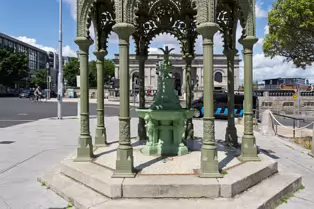 THE QUEEN VICTORIA MEMORIAL FOUNTAIN [DUN LAOGHAIRE 2 JULY 2025]-253419-1