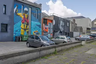 URBAN EXPRESSION AND URBAN DEPRESSION AT SUSSEX STREET [3 JULY 2025 DUN LAOGHAIRE]-253440-1
