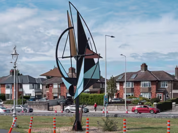 WIND SAIL SCULPTURE Eamon O’Doherty (1939-2011) was a prolific artist, celebrated for his large-scale public sculptures. His artistic...