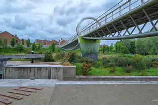 THE LOCK AND PEDESTRIAN BRIDGE AT STRANMILLIS [THE RIVER LAGAN 27 MAY 2025]-251799-1
