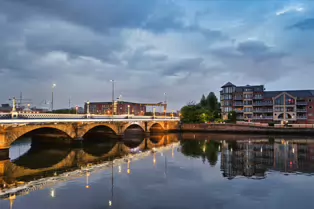 AFTER DARK AT LAGAN WEIR AND NEARBY [I USED A LEICA Q3]-251934-1