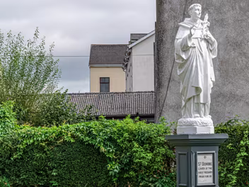 STATUE OF ST DOMINIC AT FRIAR'S BRIDGE IN KILKENNY Saint Dominic, born Domingo de Guzmán in Caleruega, Spain, around 1170, was a pivotal figure in Christian history. From...