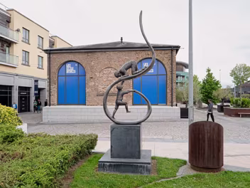 FAMINE MEMORIAL IN KILKENNY In 2005, an archaeological excavation in Kilkenny City uncovered the remains of 1,000 individuals who were inmates of...