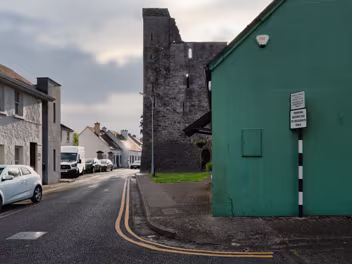 MAUDLIN CASTLE KILKENNY Standing proudly on Maudlin Street in Kilkenny, the Tower House is a remarkable 16th-century structure with a rich and...