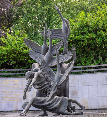 A QUICK VISIT TO THE GARDEN OF REMEMBRANCE [TUESDAY 2 JUNE 2026]-268543