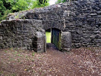 MAYNOOTH CASTLE [I WAS NOT ALLOWED TO USE MY CAMERA BUT MY iPHONE WAS OK]-243869-1