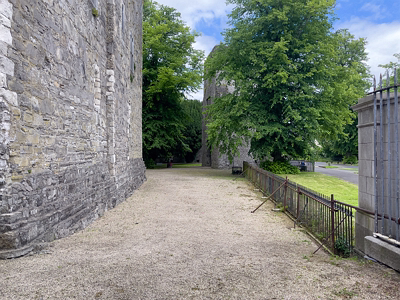 MAYNOOTH CASTLE [I WAS NOT ALLOWED TO USE MY CAMERA BUT MY iPHONE WAS OK]-243882-1