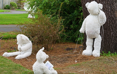 SMALL MEDIUM LARGE BY PATRICIA DONNELLY - SCULPTURE IN CONTEXT [SONY A7RIII]-269872
