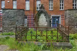 PHOTOGRAPHS OF ST JOHNS CHURCHYARD [THE HISTORIC CHURCHYARD IN LIMERICK AS IT WAS IN 2015]-233568-1