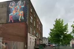 STREET ART INCLUDING THE SLEEPING PATTERNS MURALS [THE CAHILL MAY ROBERTS SITE JUNE 2016]-244478-1