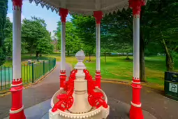 THE PERY MEMORIAL FOUNTAIN IN LIMERICK [PHOTOGRAPHED 2016]-235355-1