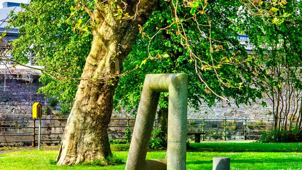 POISED PORTAL Eileen MacDonagh, born in Geevagh, County Sligo in 1956, has been working as a sculptor since the 1980s. She is known...