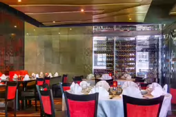 THE JASMINE PALACE RESTAURANT IN LIMERICK [INTRODUCED SERVING ROBOTS A FEW YEARS LATER]-233551-1