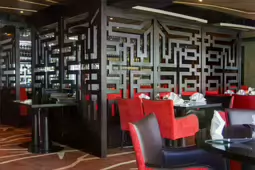 THE JASMINE PALACE RESTAURANT IN LIMERICK [INTRODUCED SERVING ROBOTS A FEW YEARS LATER]-233552-1