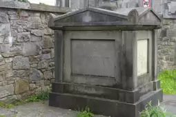 PHOTOGRAPHS OF ST JOHNS CHURCHYARD [THE HISTORIC CHURCHYARD IN LIMERICK AS IT WAS IN 2015]-233582-1