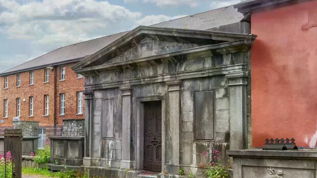OLD GRAVEYARD