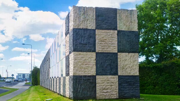 PUBLIC ART AT LIMERICK UNIVERSITY