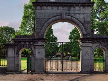 CLARE STREET PUBLIC PARK The park is dedicated to Blessed Terence Albert O'Brien (1600–1651), the Dominican Bishop of Emly who was executed...