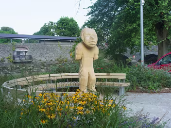 THE OLMEC MAN BEFORE HE WAS PAINTED The 'Olmec Man' holds the distinction of being the first sculpture installed in the Hunt Museum's garden.