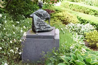 RECLINING FIGURE