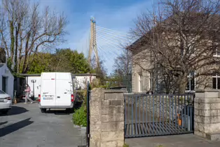 DUNDRUM VILLAGE [RANDOM IMAGES OF THE AREA NEAR THE LUAS TRAM STOP]-248509-1