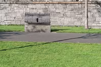 THE CROPPIES ACRE MEMORIAL PARK [AT THE MUSEUM LUAS TRAM STOP ON BENBURB STREET]-248771-1