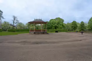 THE PEOPLES PARK IN WATERFORD [26 MAY 2016]-221068-1