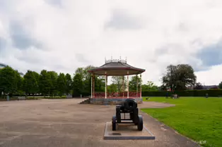 THE PEOPLES PARK IN WATERFORD [26 MAY 2016]-221074-1