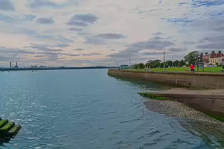 CLONTARF PIER AND SLIPWAY [NEAR THE CLONTARF YACHT CLUB]-244429-1